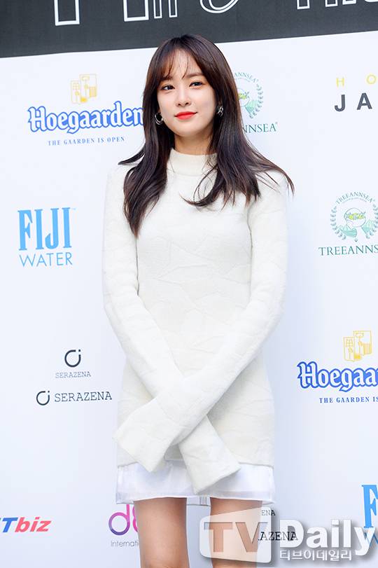 이주연
