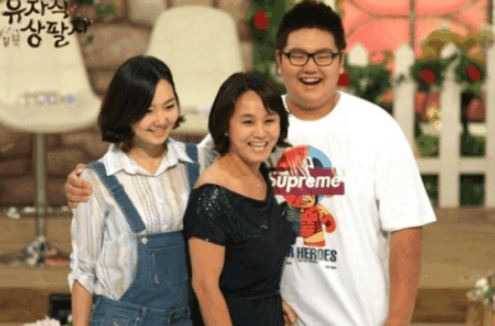 [사진 JTBC '유자식 상팔자'] 손승아 이경실 손보승