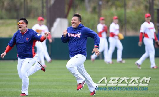 막판 스퍼트를 하고 있는 나지완이 결국 최형우를 앞지르고 있다.