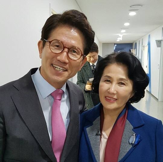 전여옥 김문수 심란한 인증샷? “웃프다” 불꽃 튀는 격론 후 마음이 아파