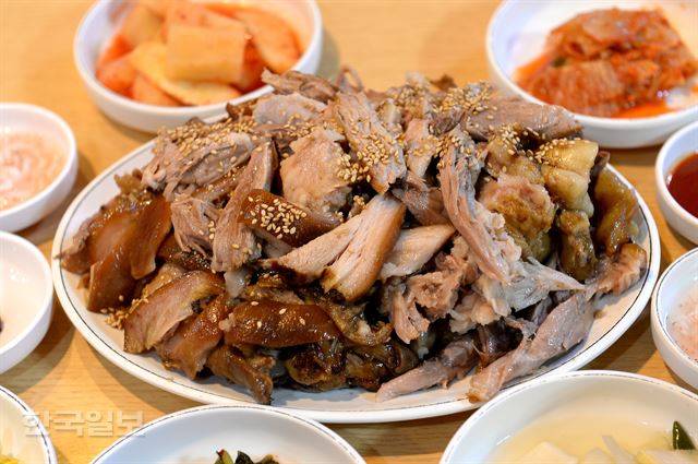 동광식당 황기족발