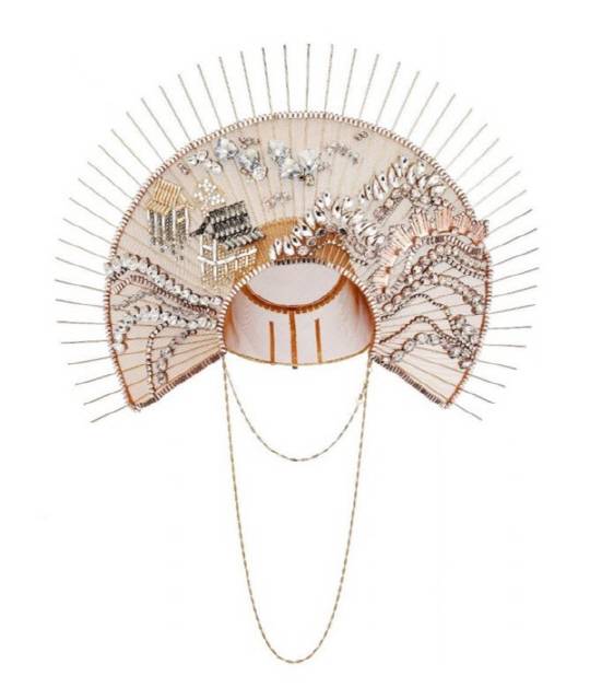 사진=스와로브스키 120주년 헤리티지 전시와 협업한 작품, 파나쉬