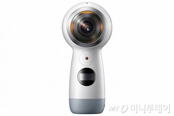 삼성전자 VR 촬영기기 뉴 기어360. /사진제공= 삼성전자