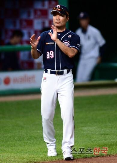 두산 한용덕 수석코치. 스포츠코리아 제공