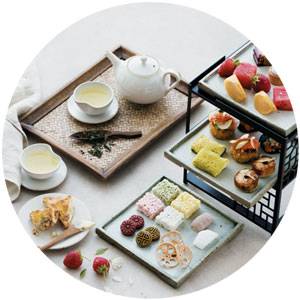 파크 하얏트 서울 ‘더 라운지’의 녹차 애프터눈 티 세트.