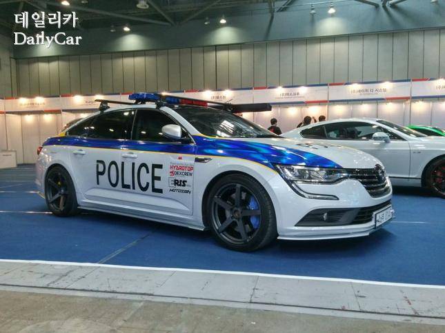 2017 서울모터쇼 (튜닝 경찰차 SM6)
