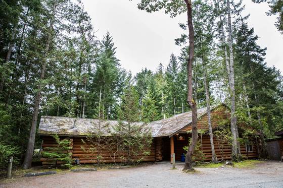 휴양지 팍스빌에서 최고의 숙소로 꼽히는 타이나마라 리조트.