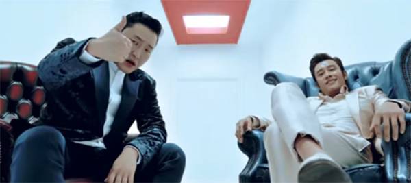 싸이의 " I LUV IT" 에 출연한 이병헌 : ⓒ MK스타일 / YG 엔터테인먼트