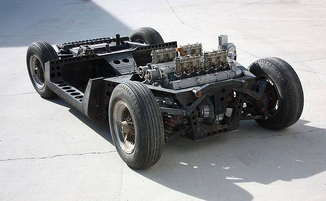 람보르기니 '미우라'의 섀시