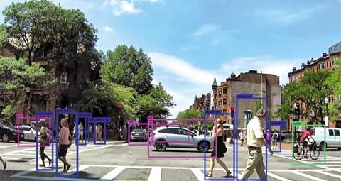 인공지능의 눈은 단순히 사물을 분별하는 수준을 넘어 사람이나 자동차의 위치와 이동 방향까지 예측할 수 있다. 미국 스타트업 뉴럴러가 개발한 AI가 미국 보스턴의 한 거리에서 행인과 자동차를 하나하나 따라가며 위치를 파악하는 모습. /뉴럴러