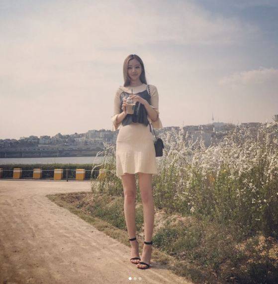 [사진 윤사랑 인스타그램]