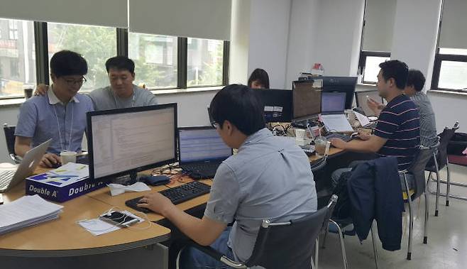 드림시큐리티 연구원들이 보안인증 기술을 개발하고 있다.