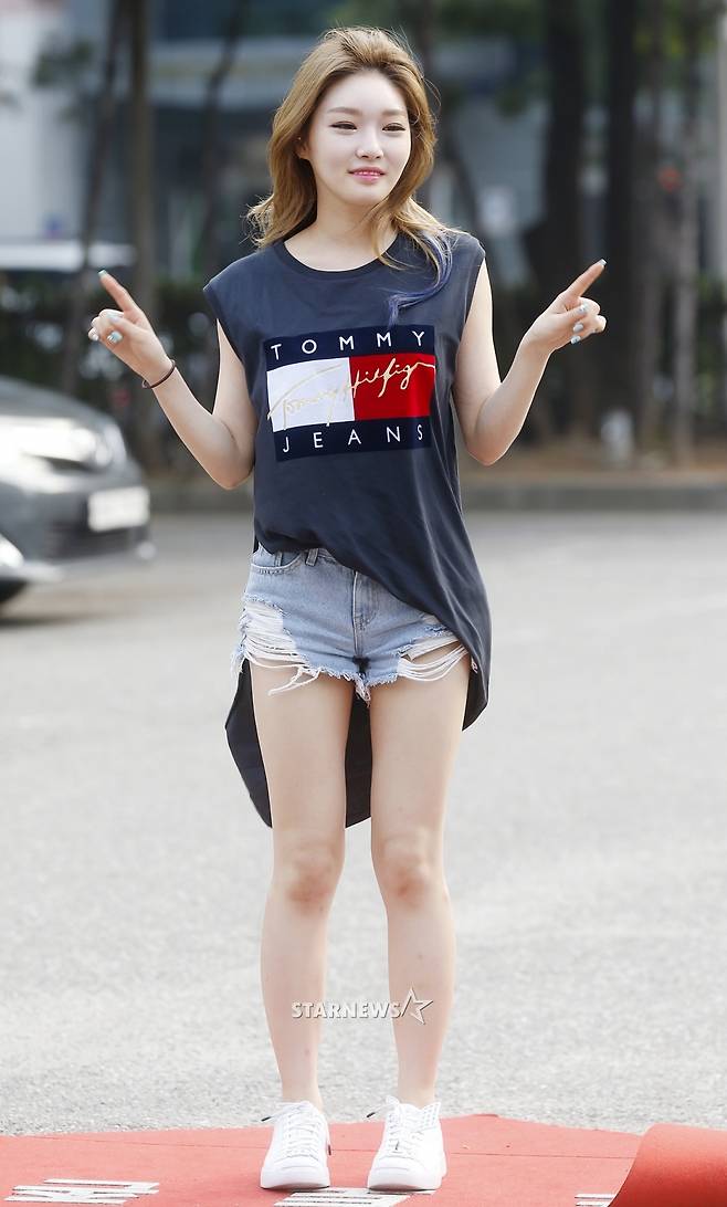 [★포토]청하, '살랑살랑 댄스'