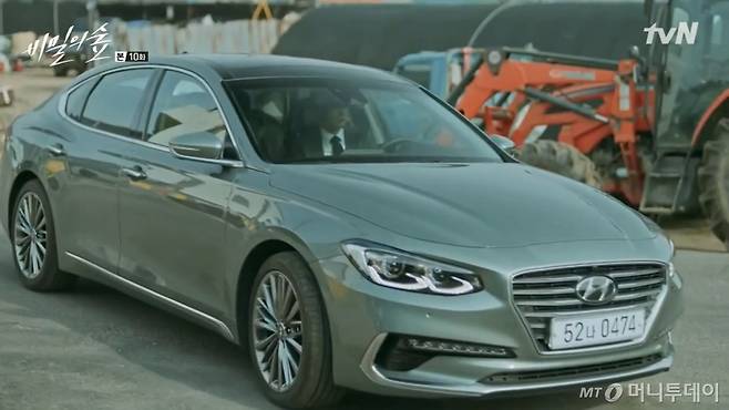 드라마 '비밀의 숲'에서 주인공 조승우의 차로 등장하는 '그랜저IG' /사진=방송화면 캡쳐