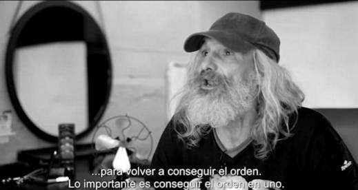 25년간 떠돌이 생활을 하던 안토니오에게 큰 변화의 계기가 찾아왔다.