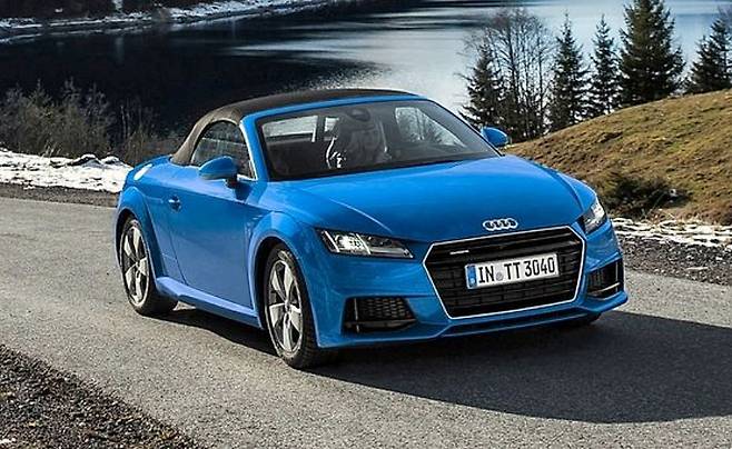 아우디 TT 로드스터