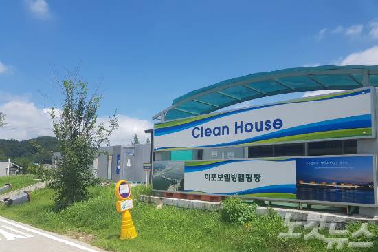 지난 1일 찾은 경기도 여주시 남한강변의 캠핑장. 성수기 휴가철인데도 이용객이 거의 없는 등 황량한 모습이다. (사진=신병근 기자)