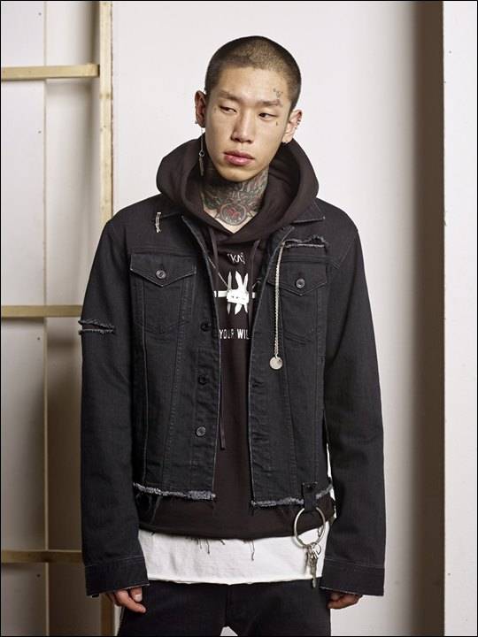 영스트리트 캐주얼 브랜드 노나곤(NONAGON)이 명품 패션·주얼리 브랜드 블라인드리즌과 콜라보레이션을 추진한다고 17일 밝혔다. ⓒ삼성물산 패션부문