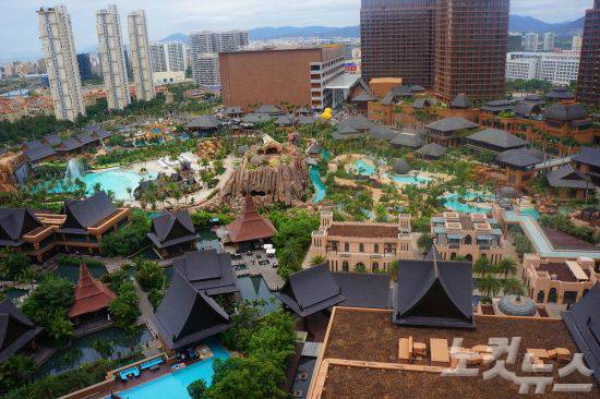 7개의 호텔타워와 1만평의 워터파크, 3800개의 객실 등을 갖춘 대규모 복합리조트단지인 삼아 맹그로브 리조트. (사진= 투어2000(투어이천)제공)