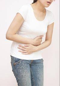 윗배에 극심한 통증이 나타나면 급성담낭염을 의심해야 한다. / 사진-헬스조선DB