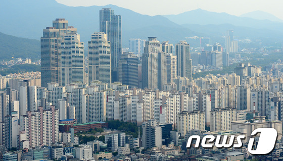 서울 강남구 일대 아파트 단지. 2015.7.5/뉴스1 © News1 박세연 기자