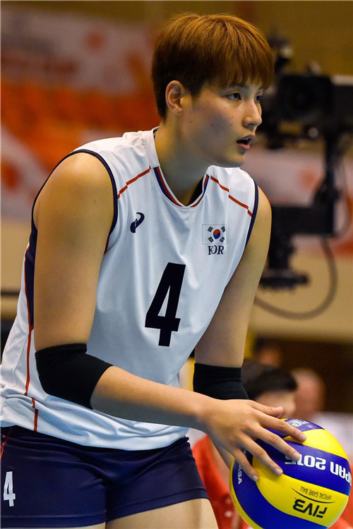 한국 여자 배구대표팀 김희진이 4연패 속에서도 분투하고 있다. 사진=FIVB 제공