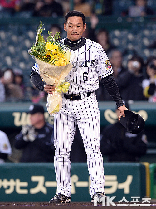 한신 타이거스가 구단 OB 가네모토 도모아키(사진)에게 정식으로 새 감독직을 제안했다. 사진=MK스포츠 DB
