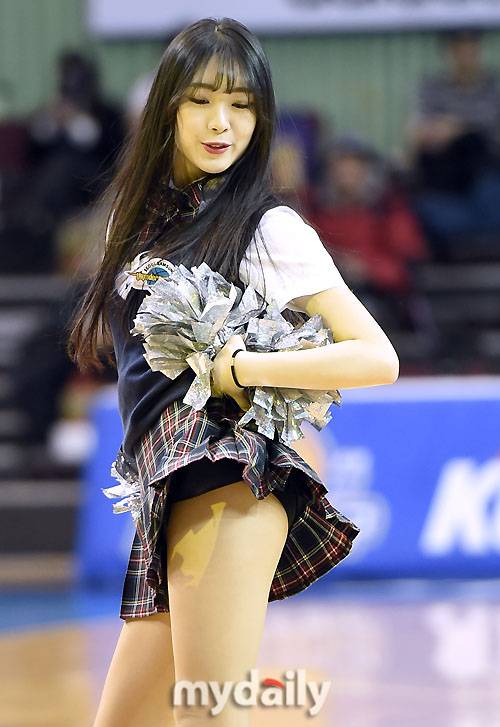 ▲치어리더 '속보일라'
