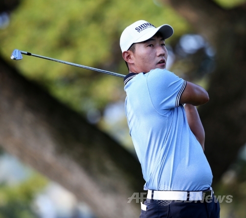 강성훈(29·신한금융그룹)이 15일(한국시간) 미국 캘리포니아주 페블비치 골프링크스에서 열린 PGA 투어 AT&T 페블비치 프로암에서 공동 17위로 마감했다. ⓒAFPBBNews = News1
