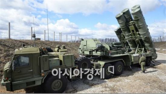 러시아가 이란과 중국 등에 판매한 S-400 지대공 미사일