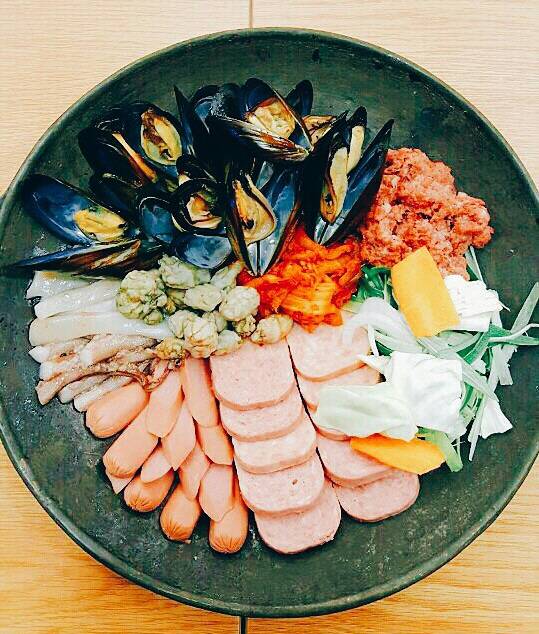 박대박 해물짬뽕부대찌개