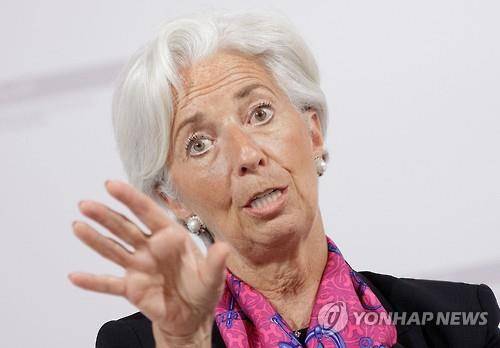 오스트리아 빈에서 연설하는 크리스틴 라가르드 IMF 총재 (AFP=연합뉴스)