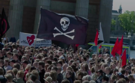 아이슬랜드 해적당 집회 모습(사진=유튜브 캡처)