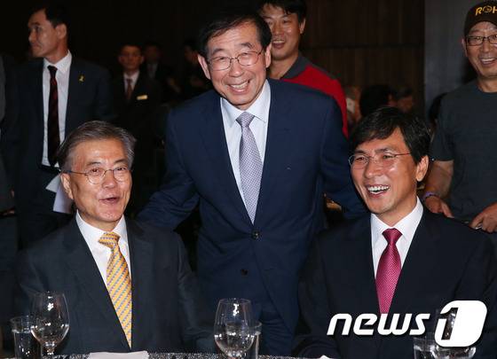 문재인 더불어민주당 전 대표, 박원순 서울시장, 안희정 충남도지사(왼쪽부터).© News1 허경 기자