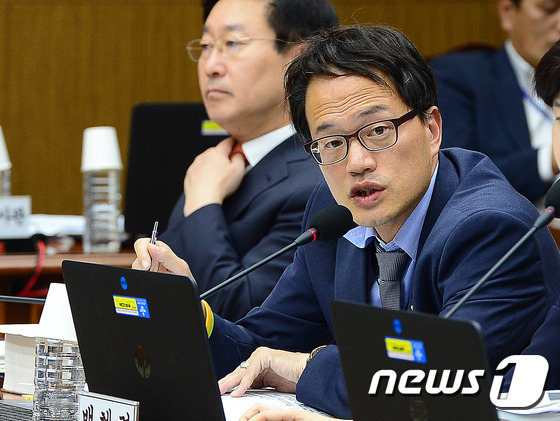 박주민 더불어민주당 의원.  2016.10.7/뉴스1 © News1 박세연 기자