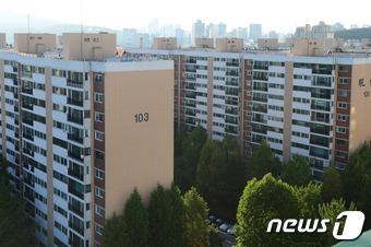 서울 강남구 재건축 아파트 단지 모습. 2016.10.9/뉴스1 © News1 임세영 기자