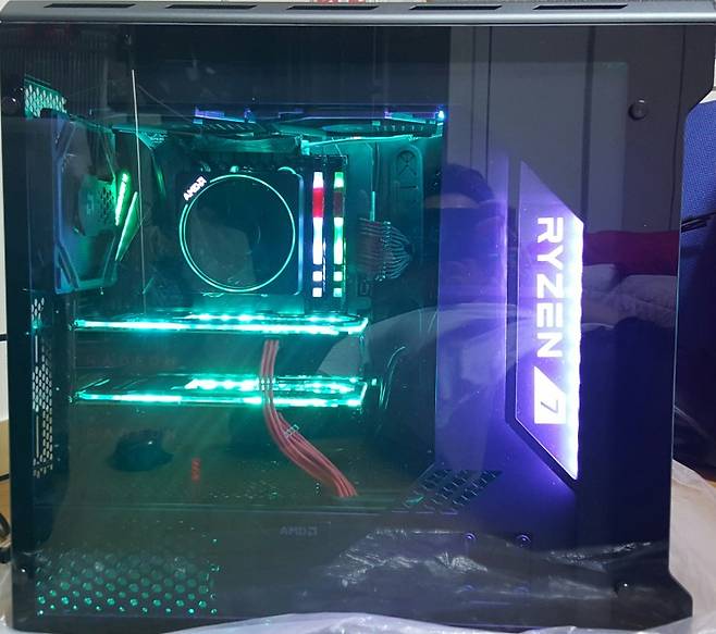 제작자의 AMD 라이젠 DIY PC