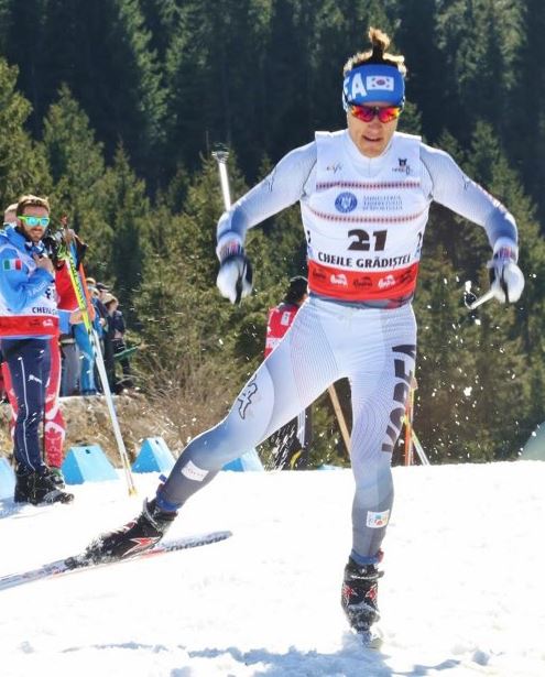 작년루마니아 라스노프에서 열린 2016 국제스키연맹(FIS) 노르딕 주니어 세계선수권대회 남자 1.3km 스프린트 프리에서 은메달을 획득한 김마그너스의 경기모습. 대한스키협회 제공