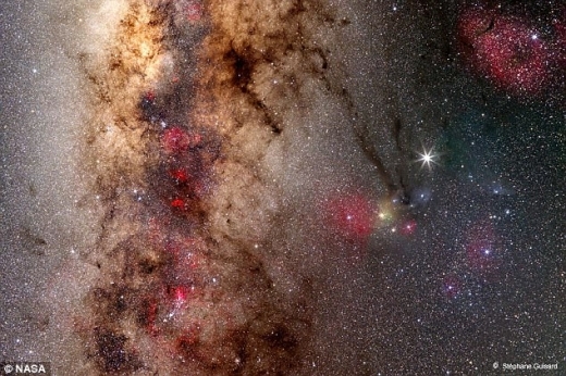 600년 전 조선의 천문학자들이 관측하고 기록을 남긴 전갈자리 꼬리 부분에서 발견된 신성. (사진=NASA)