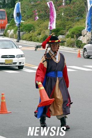 사또 등장!