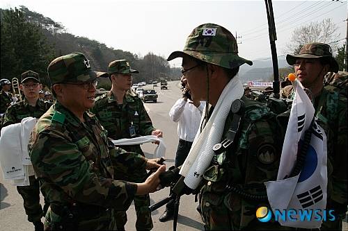 육군 21사단, 백두대간 천리행군 완주