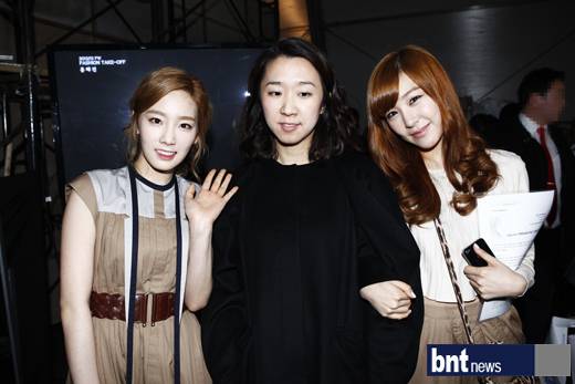 [bnt포토] 홍혜진쇼 백스테이지, 소녀시대 티파니-태연 '선생님쇼 최고에요'