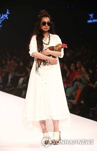 PAKISTAN FASHION WEEK