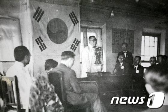 김구 선생의 공식석상 마지막 모습