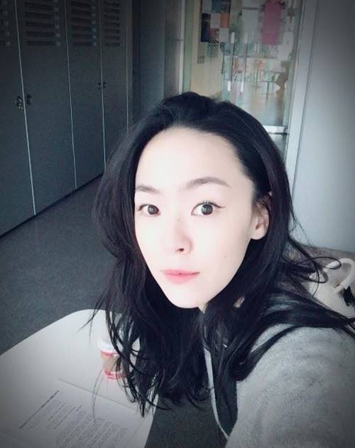 이정도면 40대 중반 아줌마 외모로 국내 상위 10% 가능? | 인스티즈