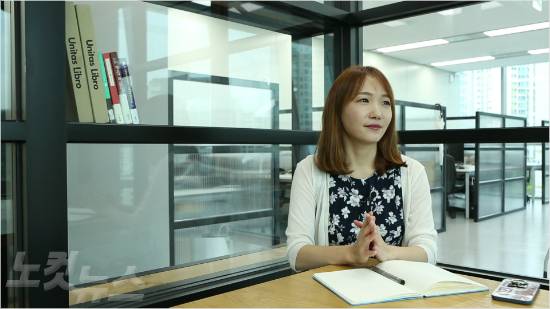 북튜버 '책읽찌라' 이가희 씨.