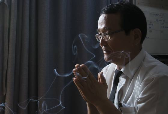 전 대통령 4명 장례를 맞았던 염장이 유재철 원장. 유 원장은 "새벽 4시면 일어나서 고인들을 위한 기도를 한다"고 말했다. 우상조 기자