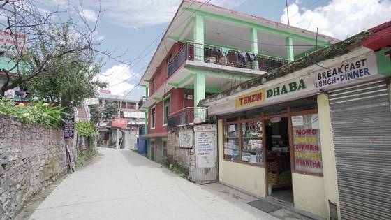 간단히 식사하기 좋은 다바 식당.