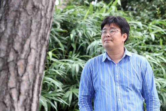 정재승 교수는 미국 예일의대 정신과 연구원, 콜롬비아의대 정신과 조교수를 거쳐 현재 카이스트 바이오및뇌공학과 교수로 재직 중이다. 최정동 기자