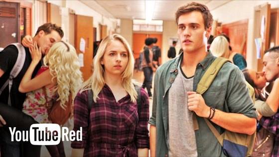 유튜브 레드에서 선보인 로맨틱 코미디 드라마 '포섬'. 남자라면 기를 쓰고 반대하는 오빠 때문에 연애도 제대로 못하는 여고생 이야기로 10대들에게 큰 인기를 끌고 있다. [사진 유튜브]